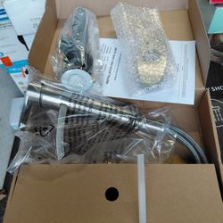 Garrick 1 Or 3 Hole Bathroom Sink Faucet With Drain In Brushed Nickel 