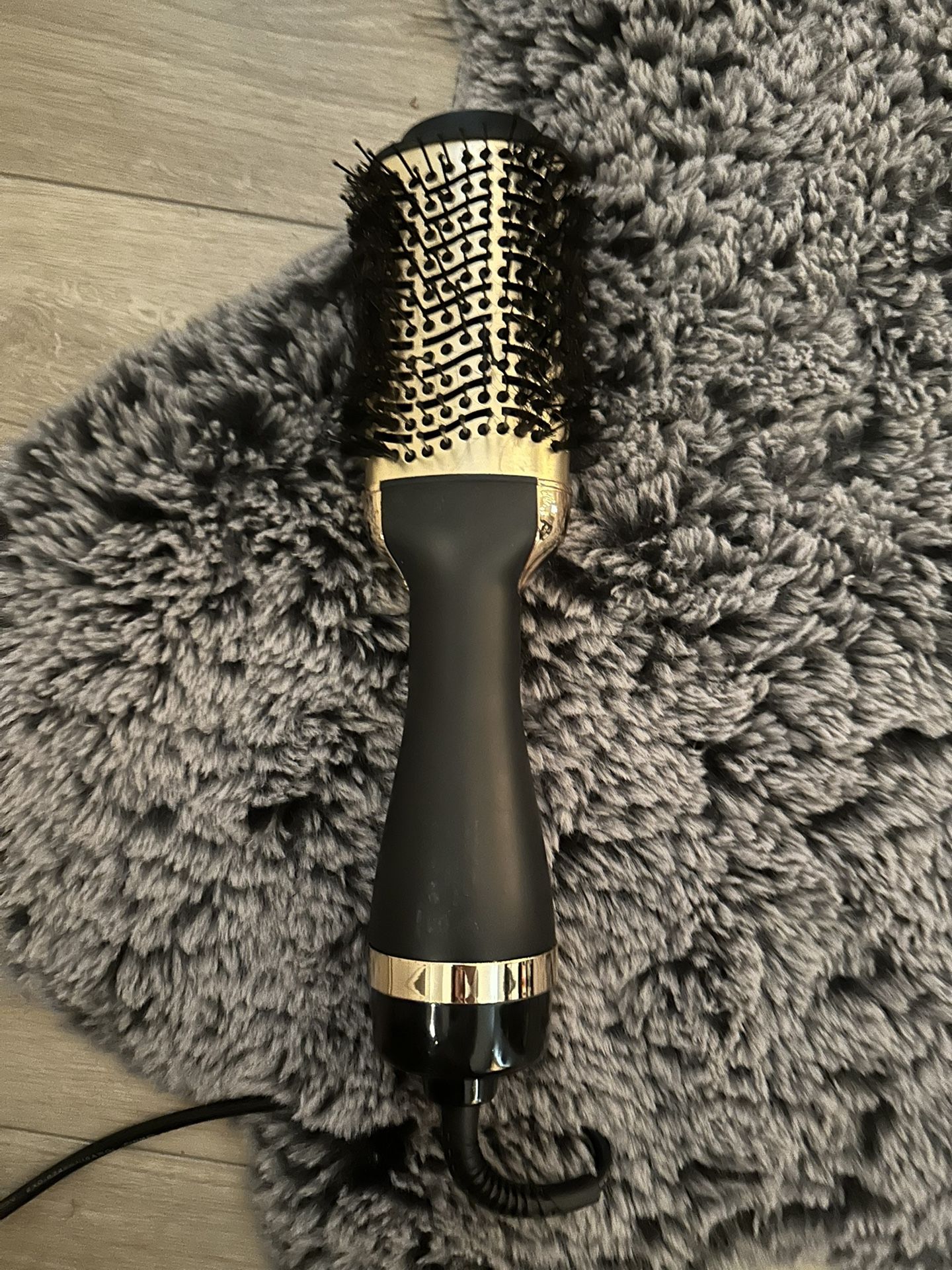Blow Dry Brush