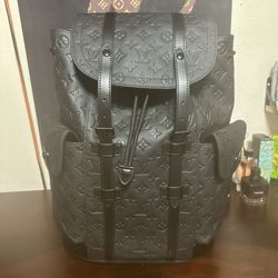 AUTHENTIC Louis Vuitton Christopher MM
