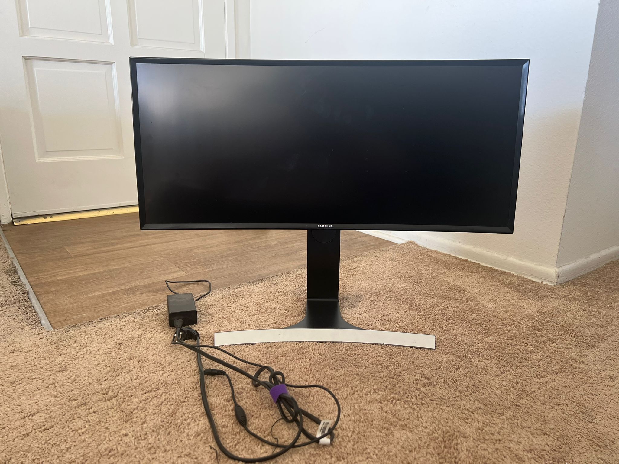 Samsung Curved Monitor