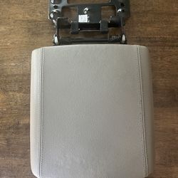 Kia Sedona Center Console Lid