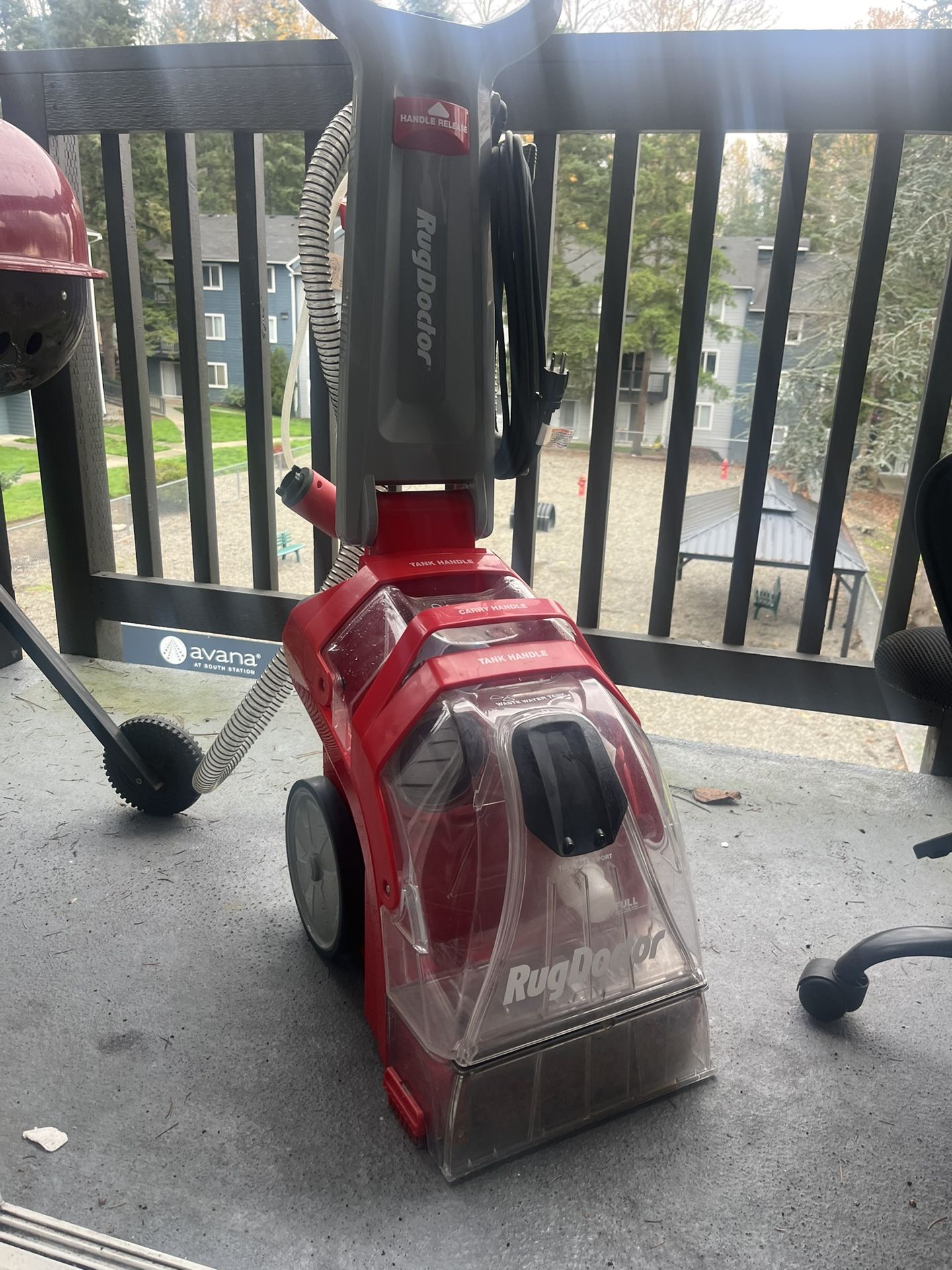 Rug Doctor Carpet Cleaner – Like New, Used Twice Only