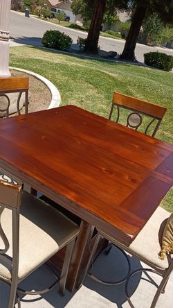 Counter height oak table w/6 chairs
