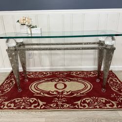 Must See Stunning Console/ Entry Way Table 