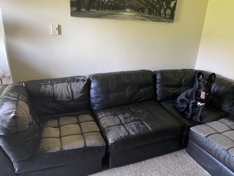 FREE SECTIONAL