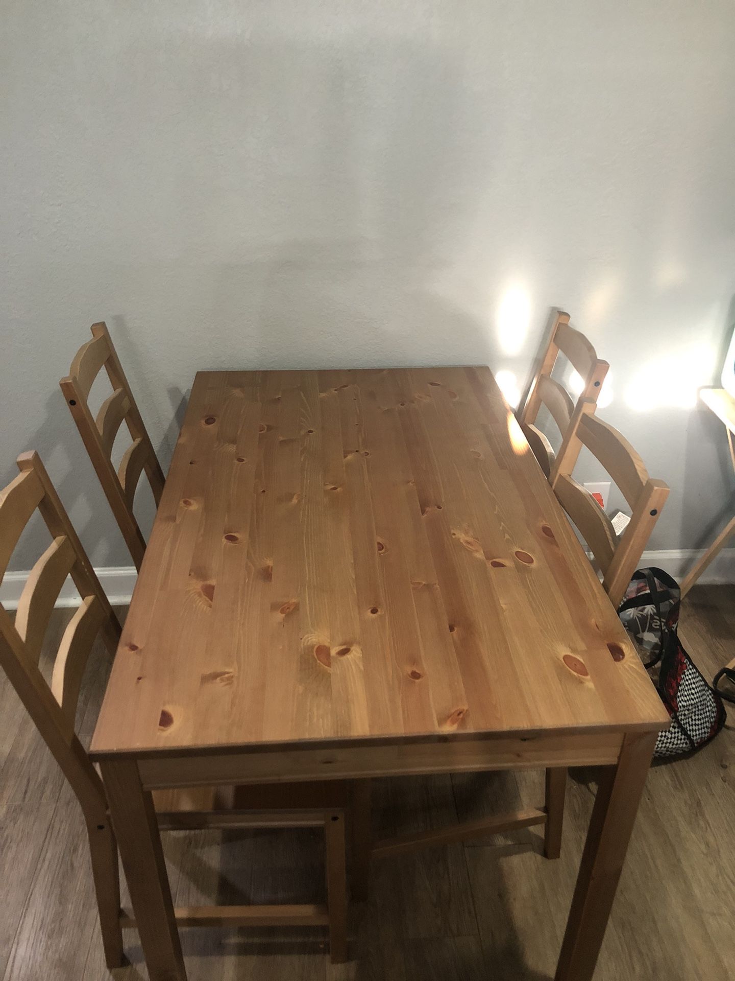 Ikea Table With 4 Chairs