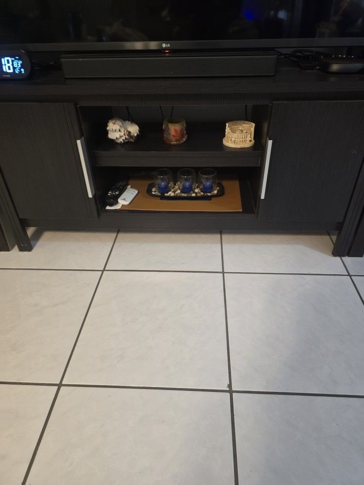 Espresso TV Stand