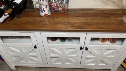 Sideboard/Buffet Cabinet