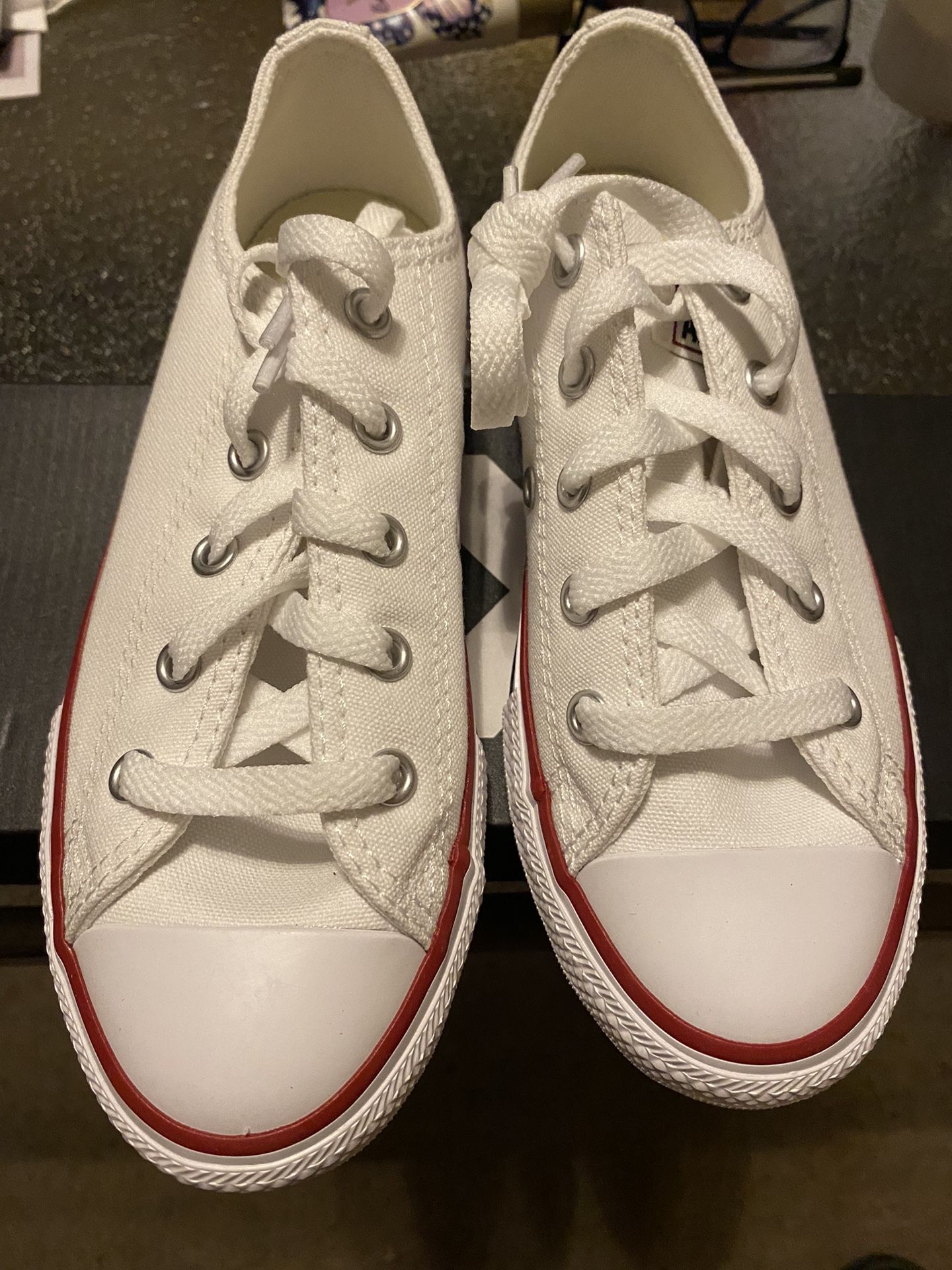 Kids White Converse Sz 1