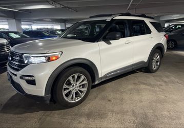 2020 Ford Explorer