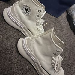 chuck taylor converse