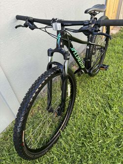 29 ER ESPECIALIZED ROCKHOPPER
FRAME XS