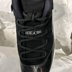 Jordan 11 Low (Barons)