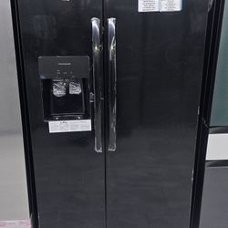 New Refrigerator Refrigerador  nuevo 
 Warranty Garantia Por Escrito 20 años 
Garantizando cada producto que vendemos 