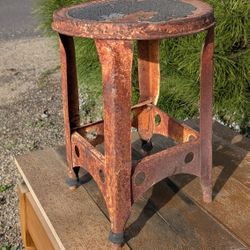 Antique Industrial Cast Iron Stool – Rustic Metal Farmhouse Decor (15x11.5")
