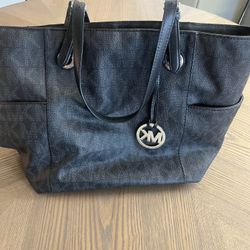 Michael Kors Tote 