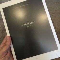 remarkable 1 RM100, Pen, Factory reset, Black Folio, Like New