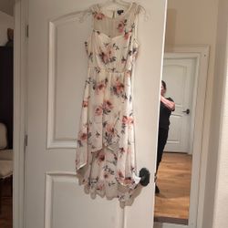 Off-White Women’s Dress With Roses