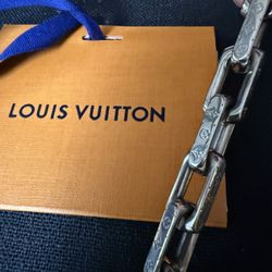 Louis V Chain Necklace 
