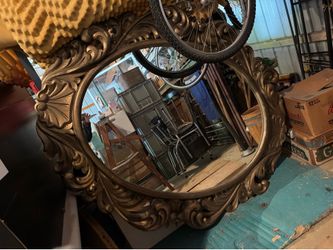 Gorgeous mirror💜make an offer 5ft6”