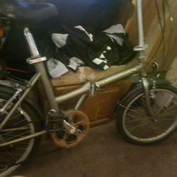 Adventurer folding bike