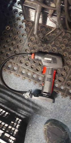 Craftsman 19.2v Tire Inflator