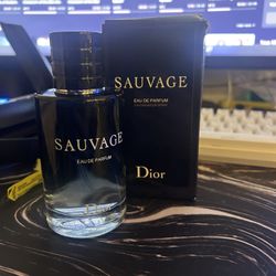Dior Sauvage Eau De Parfum 
