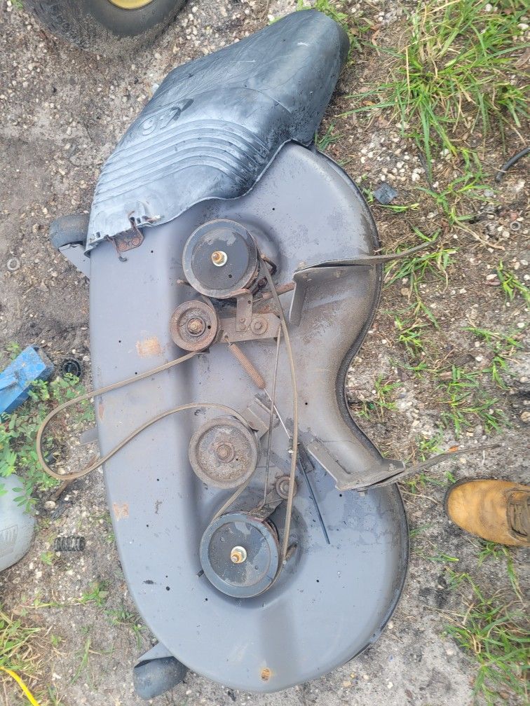((READ AD))((DECK 46" Craftsman/Husqvarna)) Riding Mower