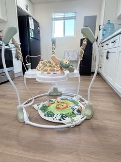 Baby bouncer