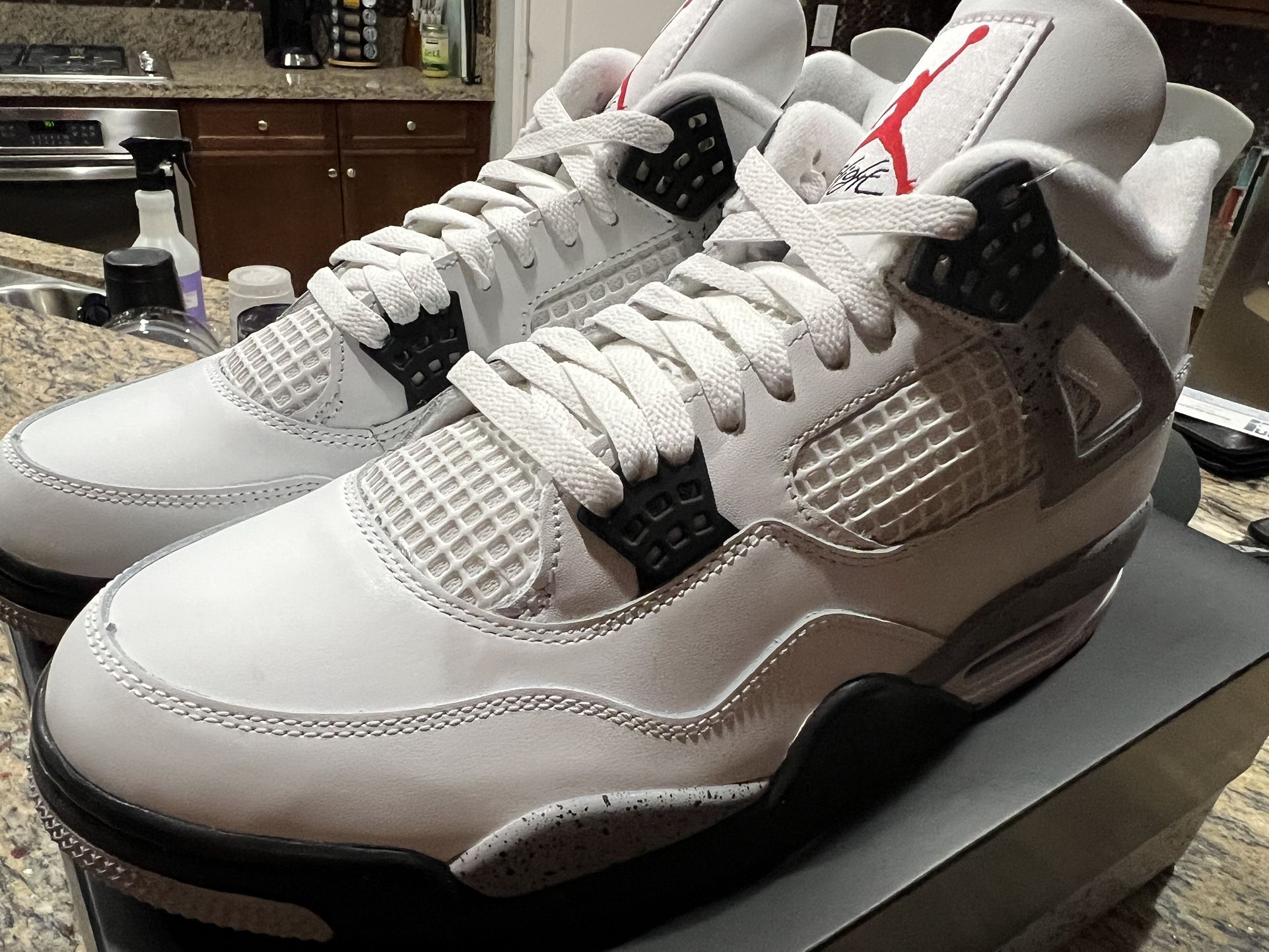 Jordan 4 Cement Grey