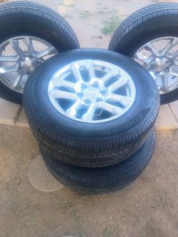Chevy Silverado rims and taiers