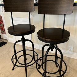 BAR STOOLS