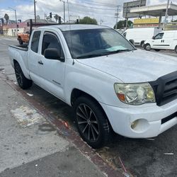Clean Tittle
