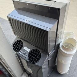 Whynter Portable Air Conditioner with Heater 14,000 BTU with Dual Hose Dehumidifier & Cooling Fan