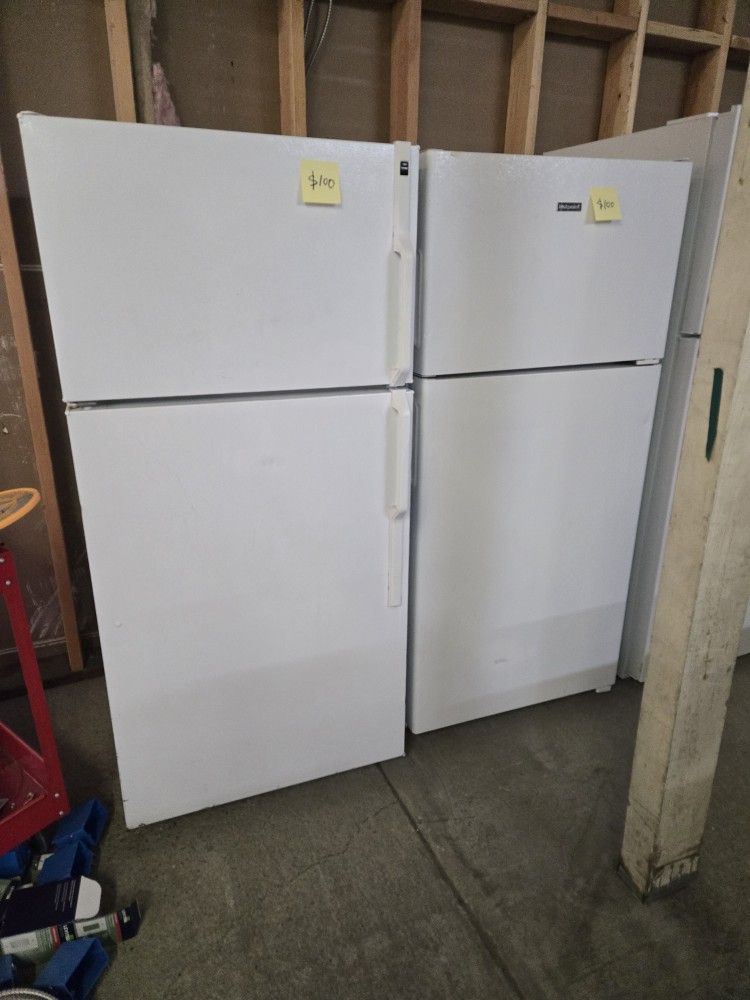 Used REFRIGERATOR 