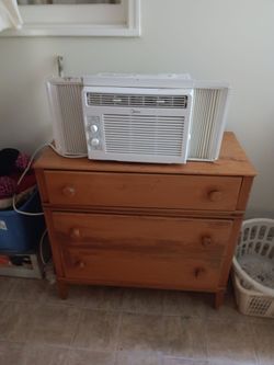 Window unit A/C
