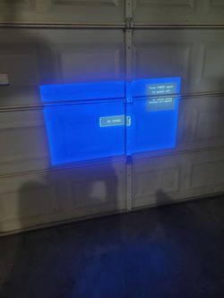 H6 LED Projector – Like New