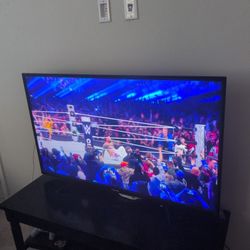 35 Inch Smart TV