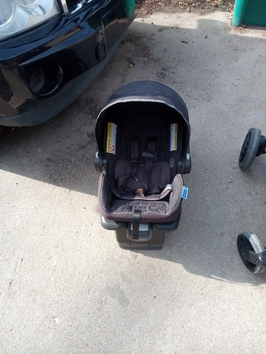 Graco Infant/Toddler Stroller With Infant Car Seat