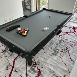 8ft Pool Table