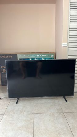Samsung 55” Smart TV