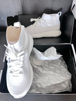 Lululemon shoes $75