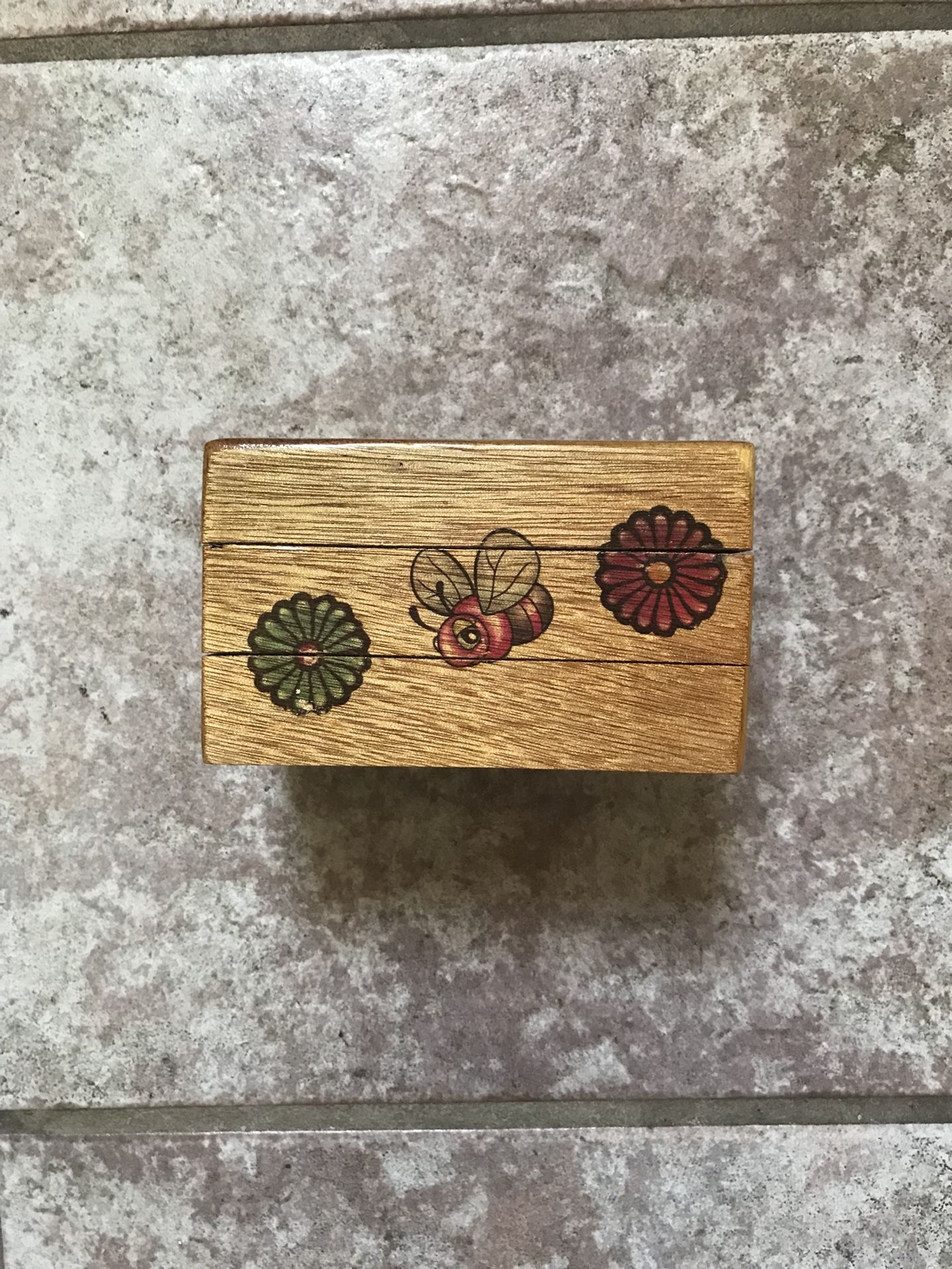Small kief box