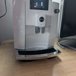 Jura E6 Automatic Espresso Machine