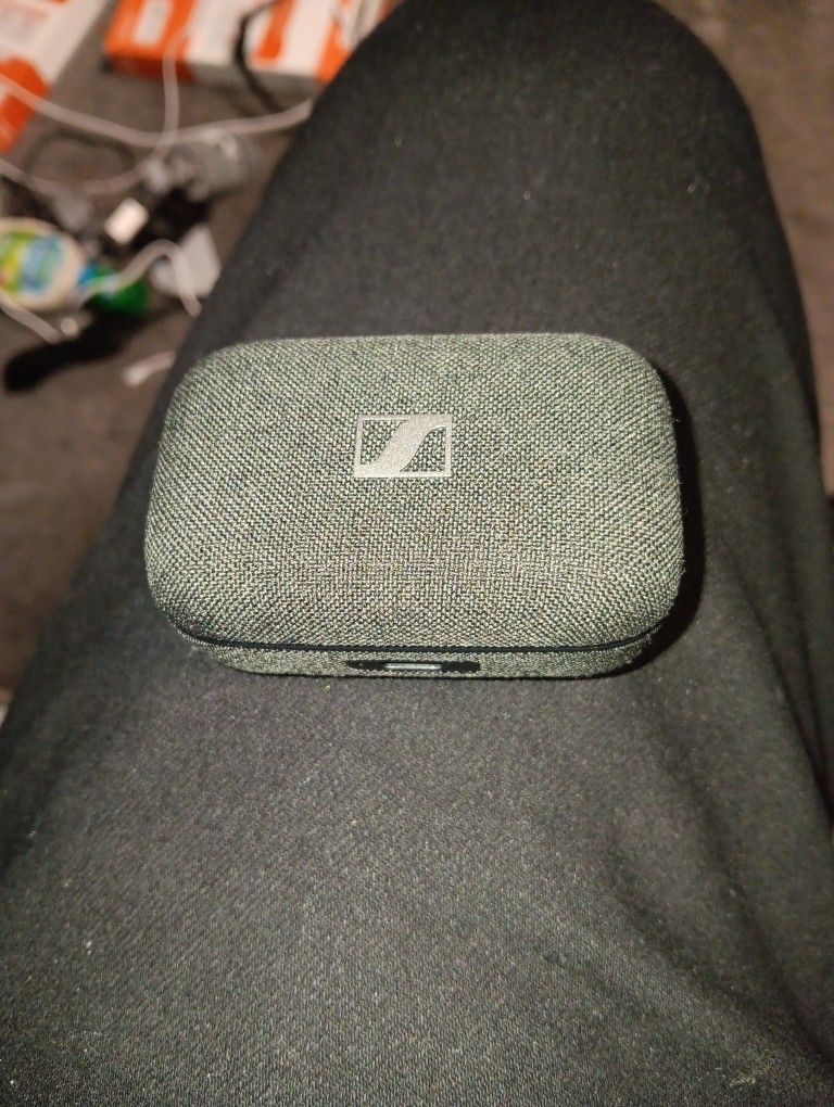 Sennheiser Momentum 4