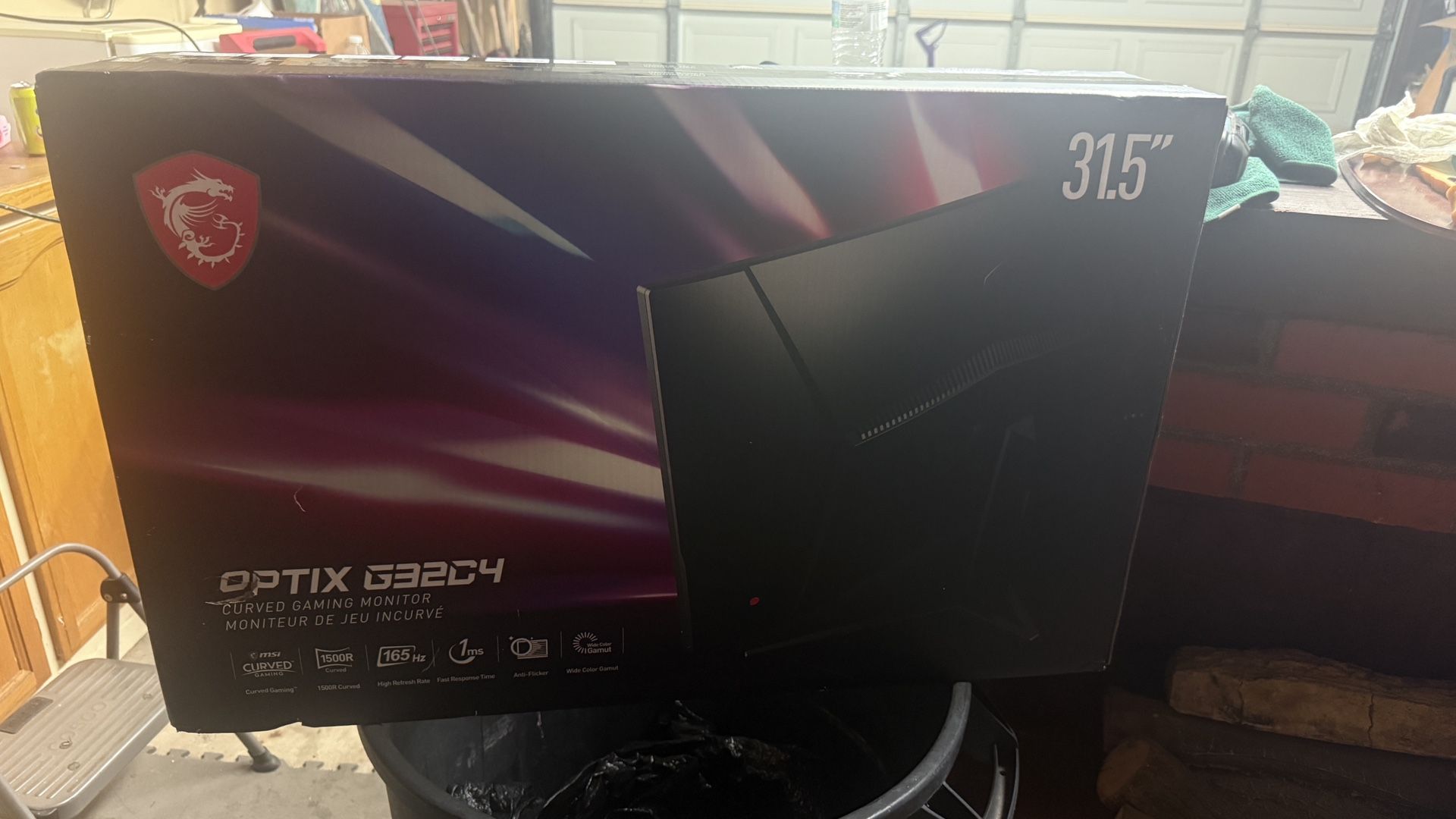 MSI Monitor