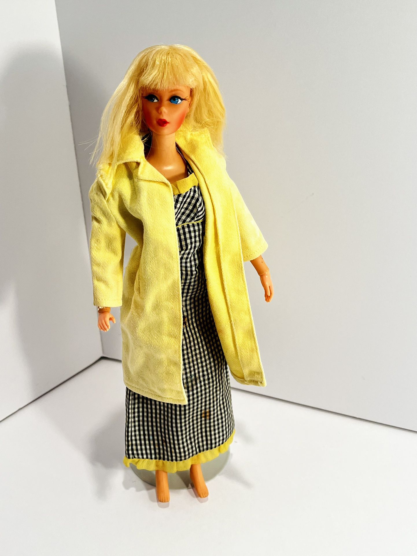 1968 Twist Turn Barbie Doll Rooted Eyelashes Blonde Hair