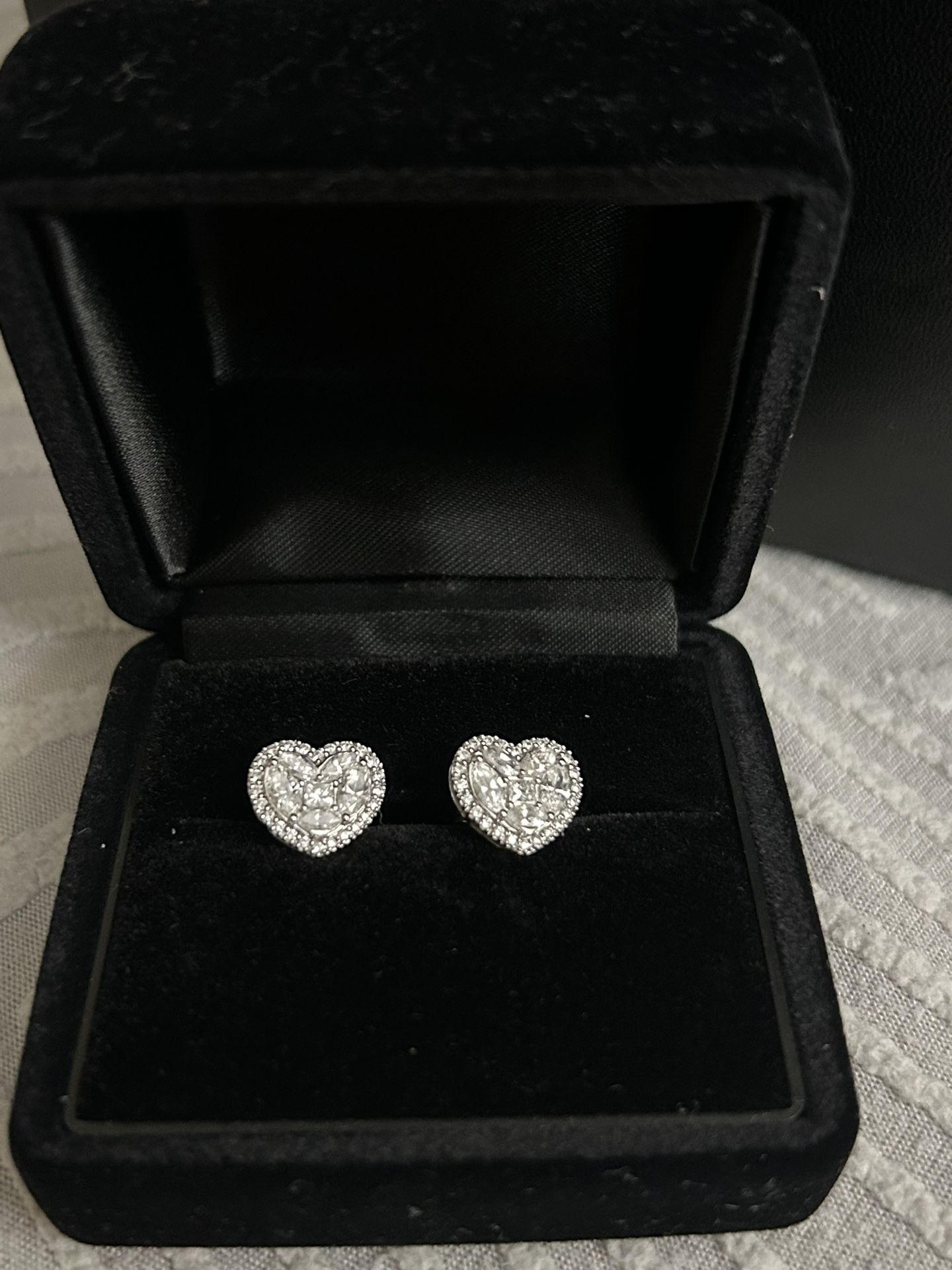 First Gen Heart Natural Diamonds Earrings