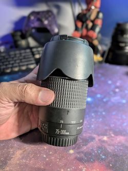 Canon EF 75-300mm f/4-5.6 III