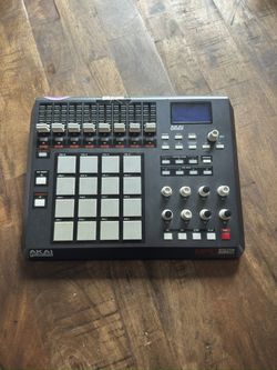Akai MPD32
